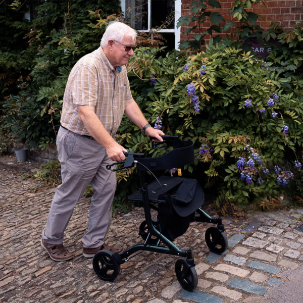 Zoom Plus Rollator - Image 4